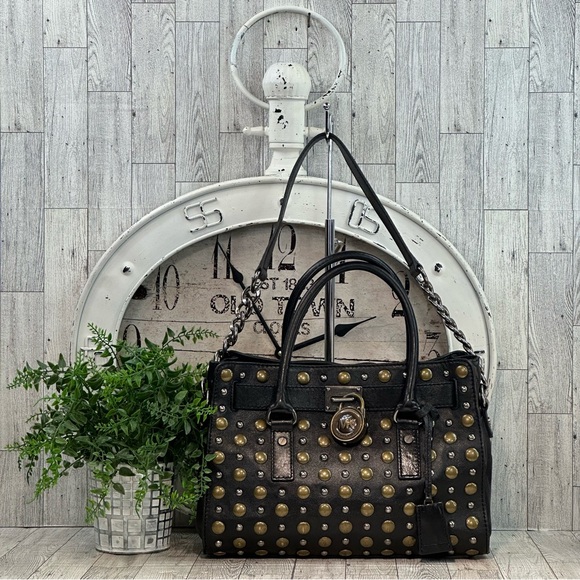 MICHAEL KORS - Hamilton Limited Edition Medium Black Studded Soft Leather - Picture 1 of 16